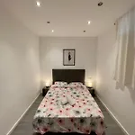 Guesthouse * Барселона