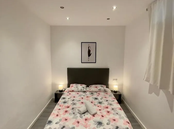 Guesthouse * برشلونة